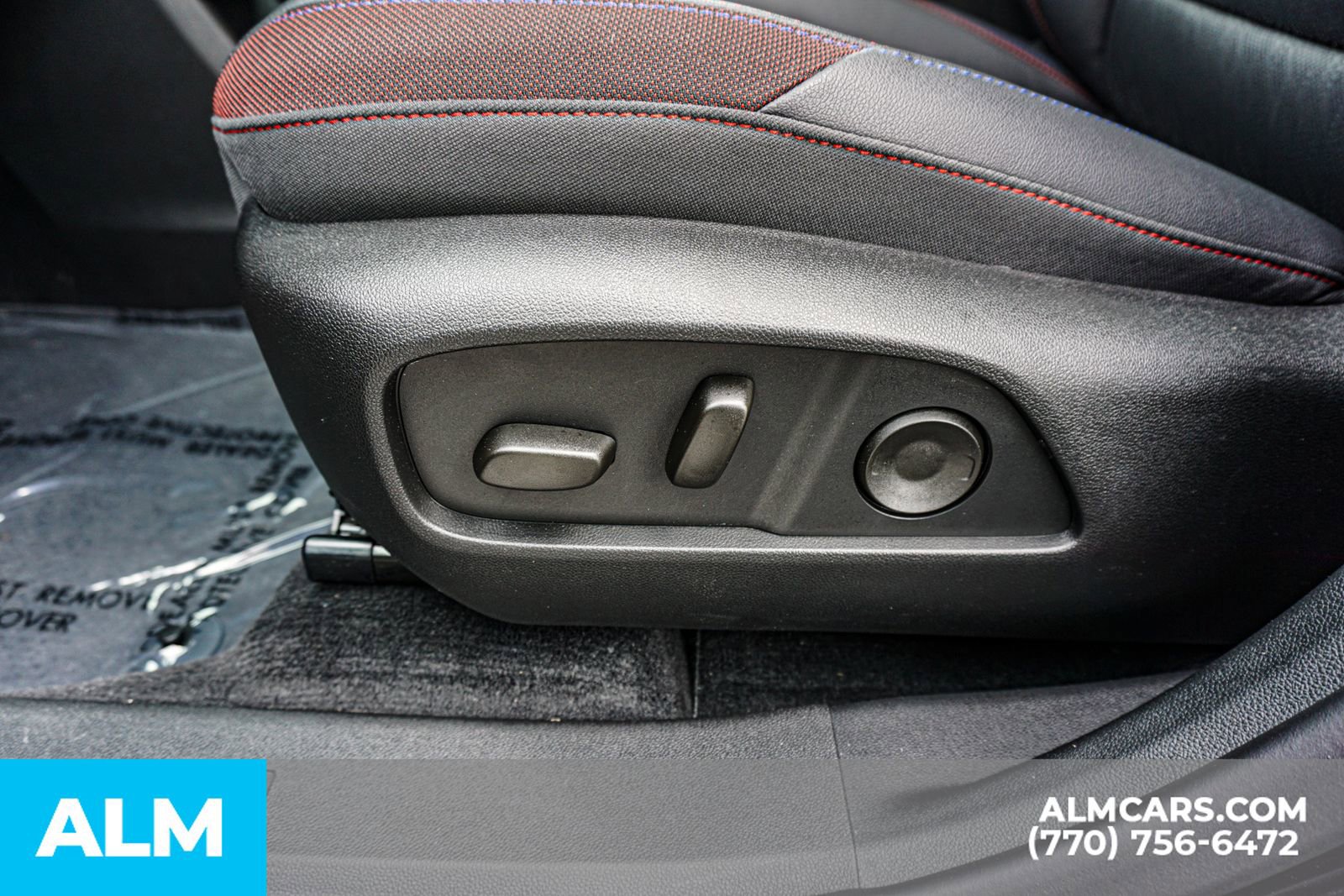 Used 2025 Chevrolet Equinox RS w/ Convenience Package III image 39