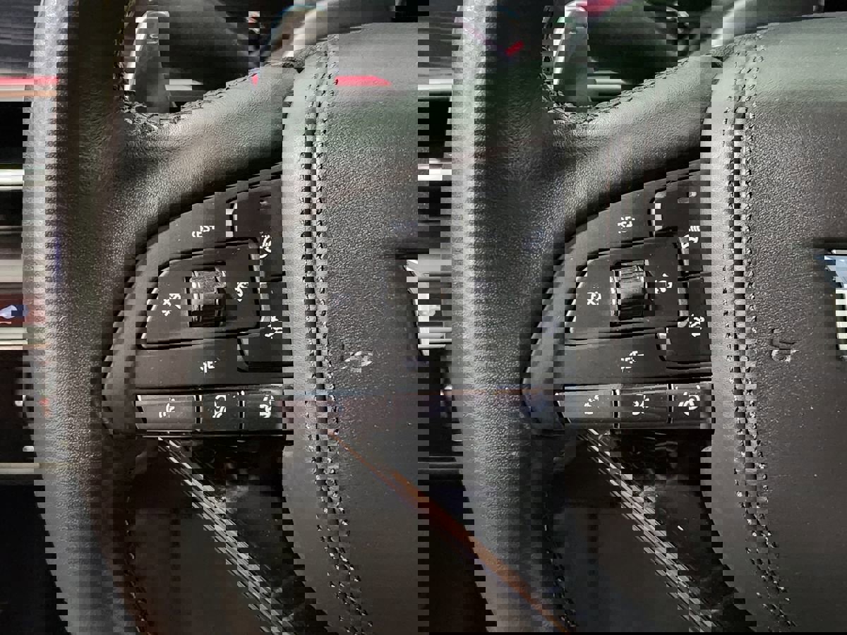 Used 2023 Cadillac Escalade ESV V image 51