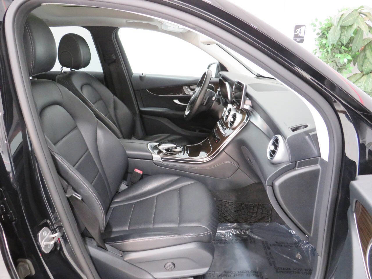 Used 2016 Mercedes-Benz GLC 300 image 11