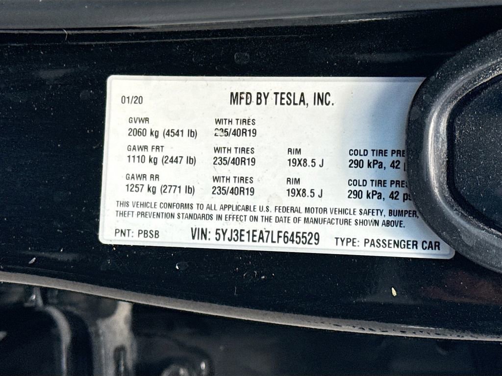 Used 2020 Tesla Model 3 Standard Range image 29