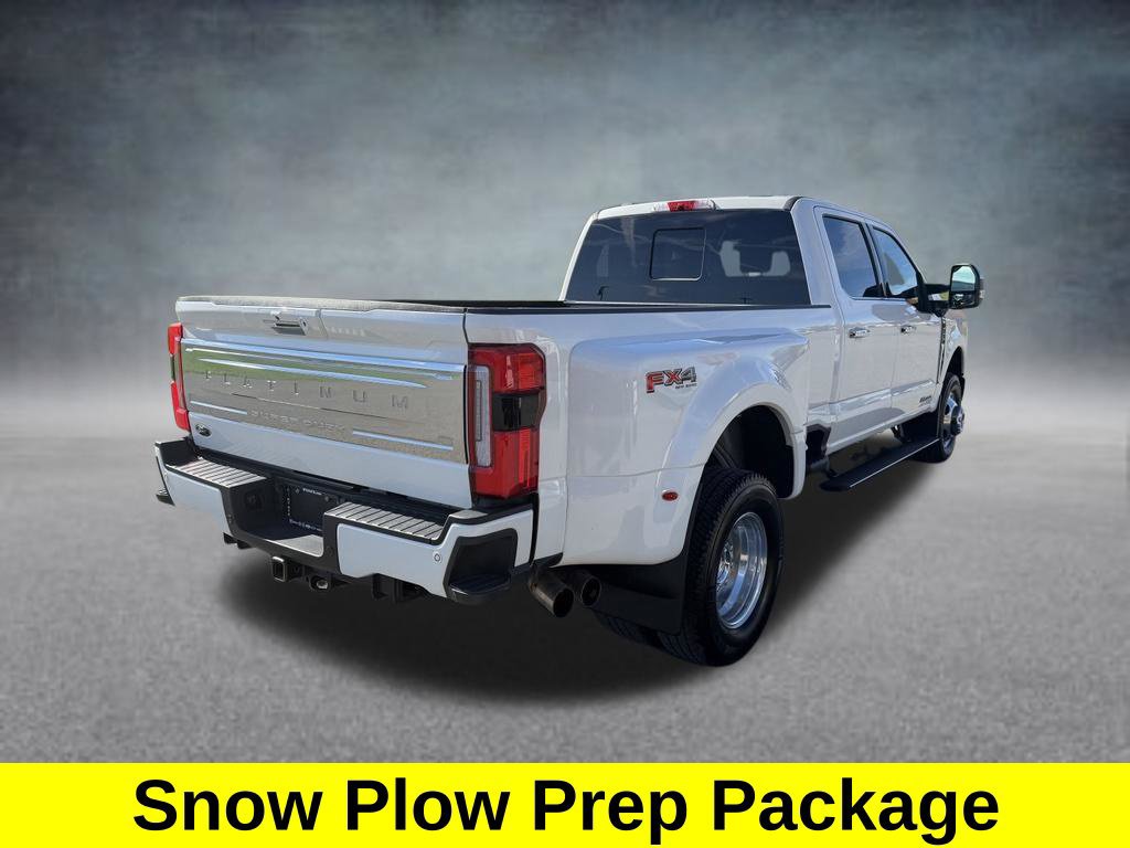 Certified 2024 Ford F350 Platinum AWD/4WD image 5