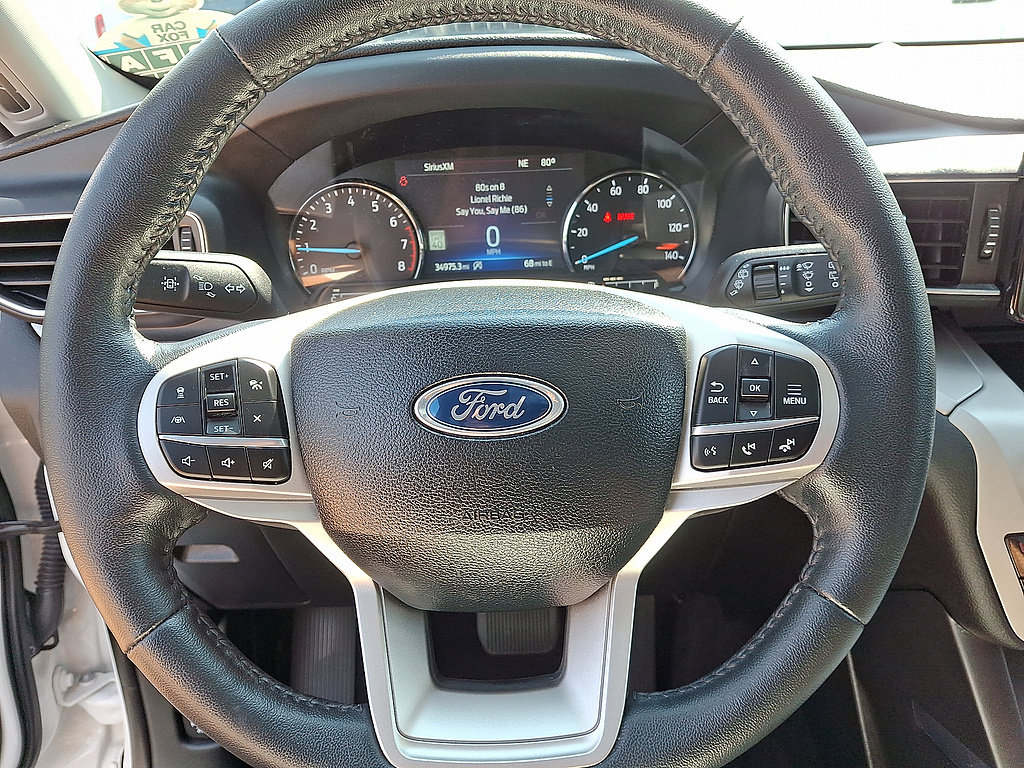 Used 2024 Ford Explorer XLT w/ Equipment Group 202A AWD/4WD image 8
