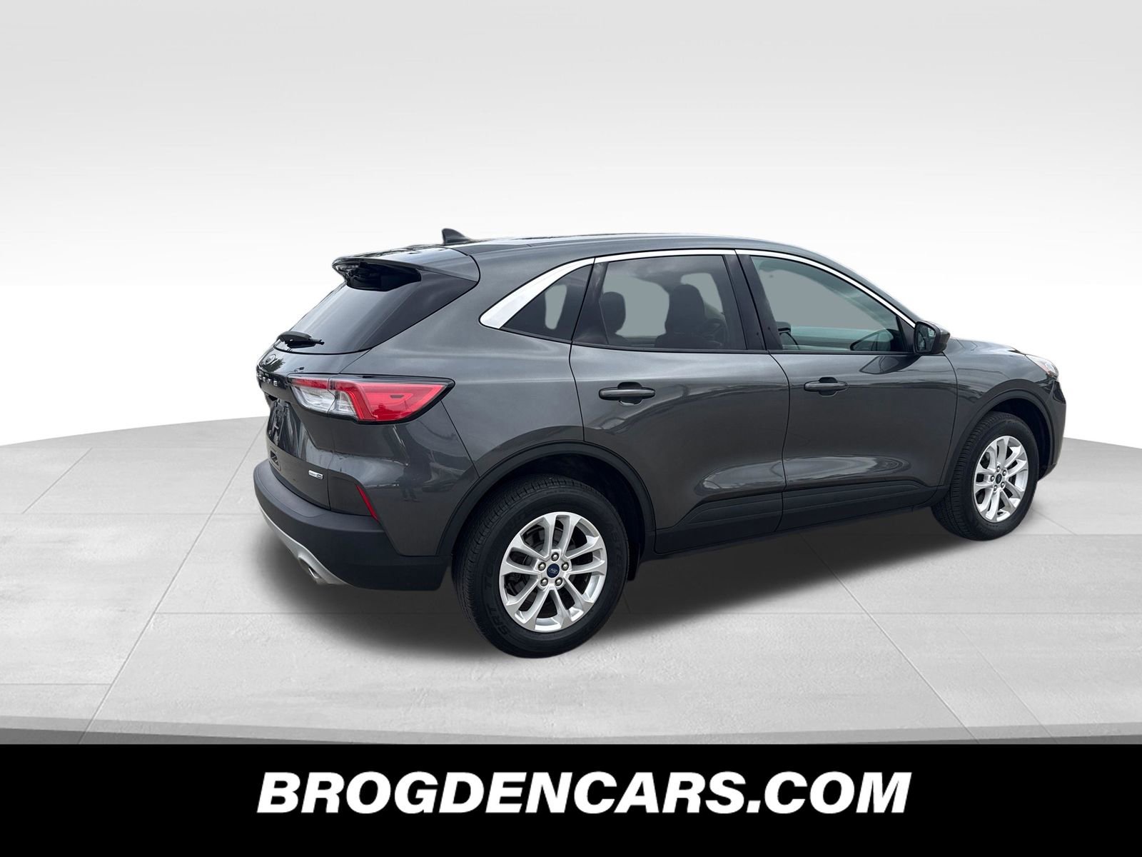 Used 2020 Ford Escape SE AWD/4WD image 3