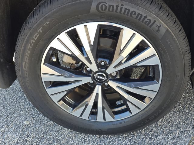Used 2023 Nissan Rogue SV FWD image 10