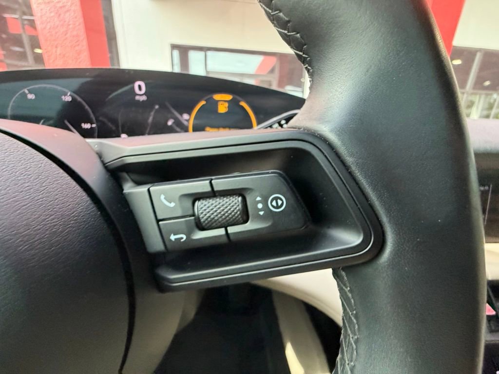 Used 2022 Porsche Taycan image 15