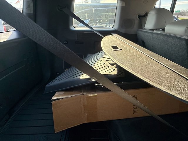 Used 2024 Hyundai Santa Fe Limited image 10