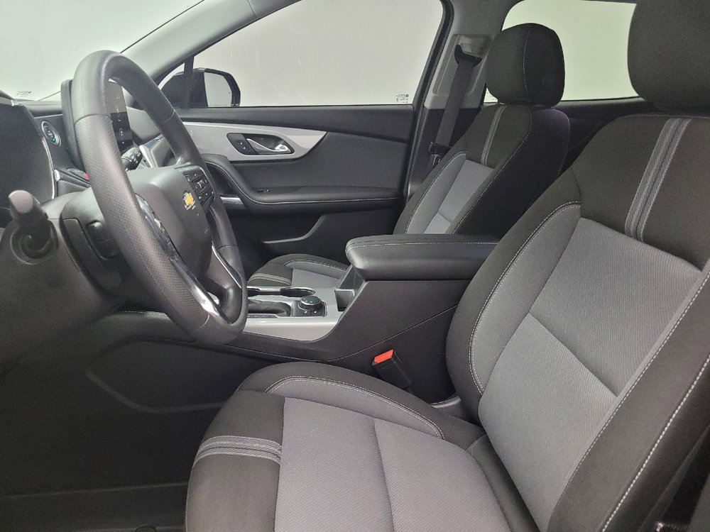 Used 2024 Chevrolet Blazer LT w/ Convenience Package FWD image 17