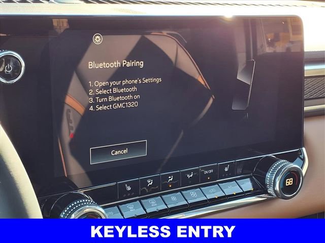 Used 2026 GMC Canyon AT4 w/ Off-Road Front Bumper Package image 11