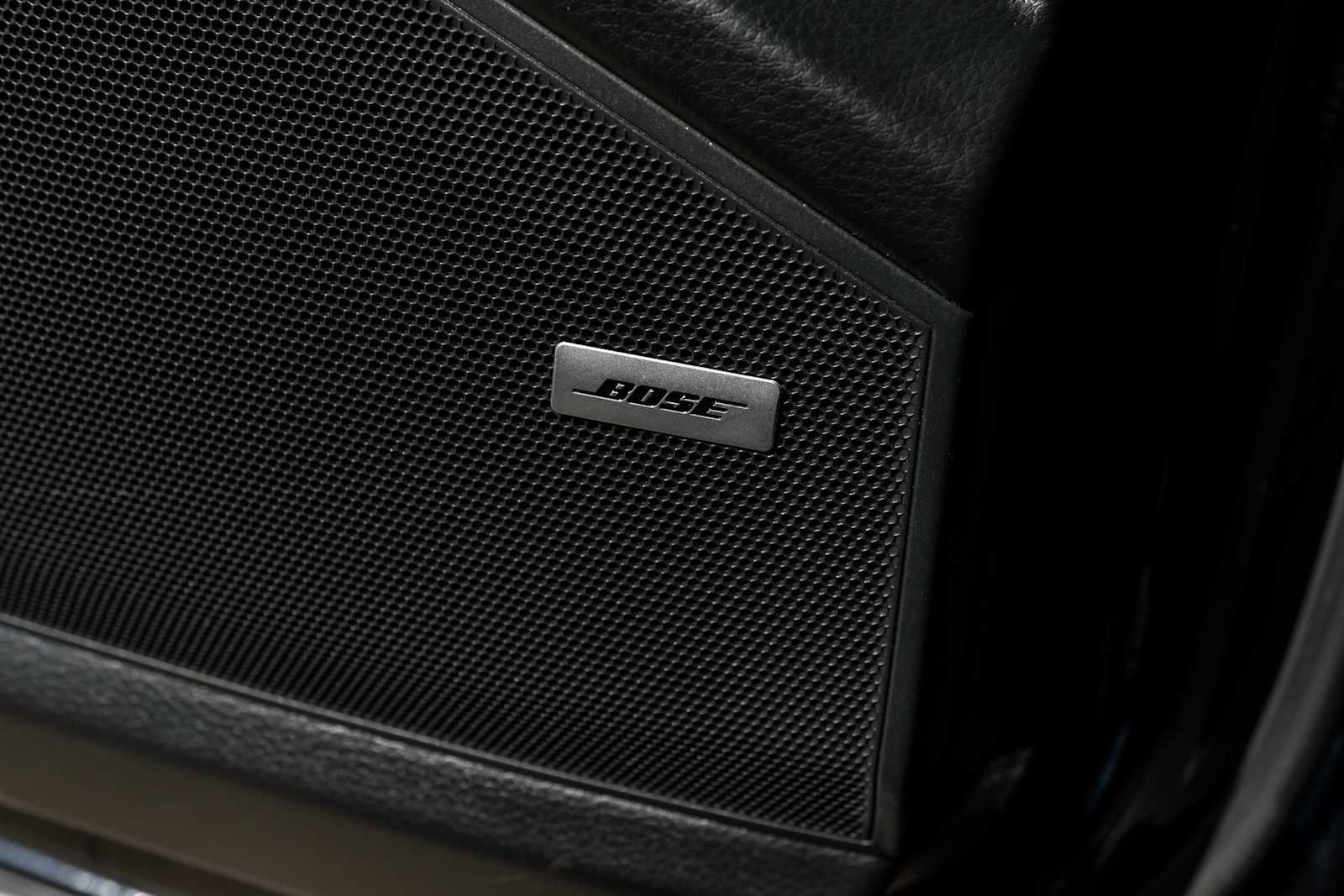 Used 2022 Porsche Cayenne image 47