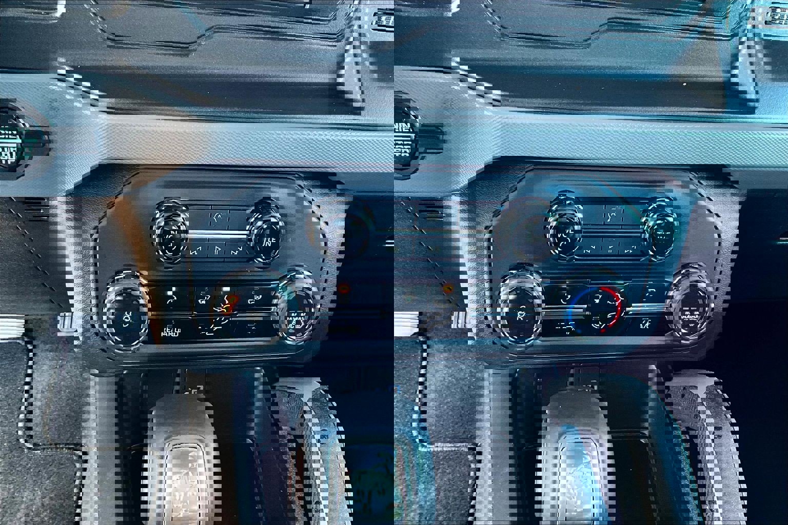 Used 2023 Ford Bronco Big Bend image 16