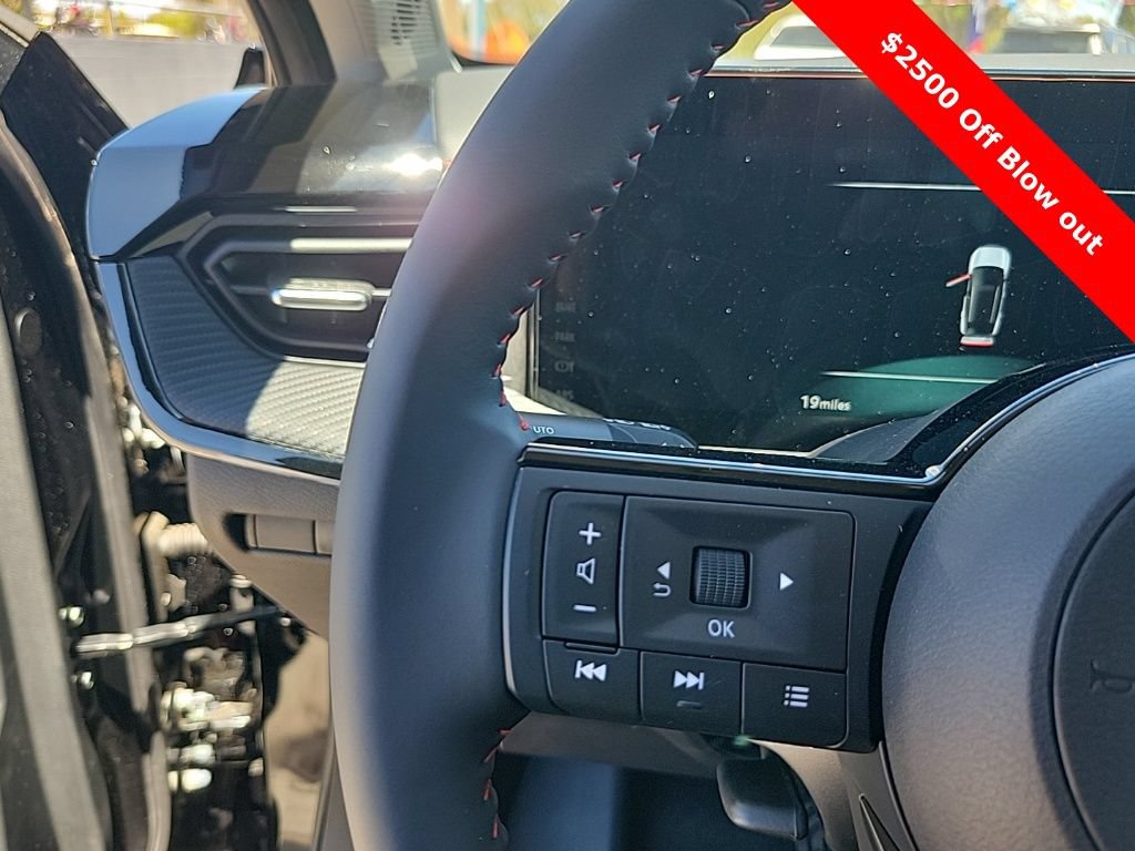 New 2025 Nissan Kicks SR FWD image 22