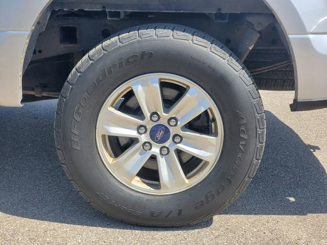 Used 2015 Ford F150 XL w/ Equipment Group 101A Mid AWD/4WD image 30