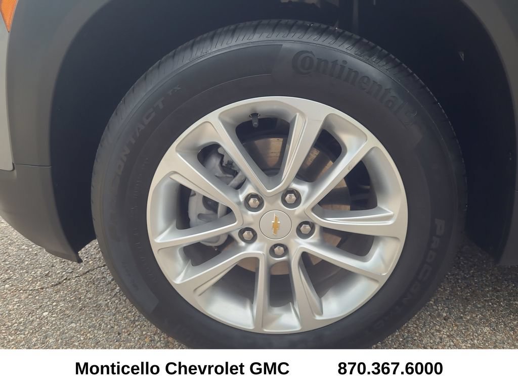Used 2025 Chevrolet TrailBlazer LS w/ LS Convenience Package FWD image 10
