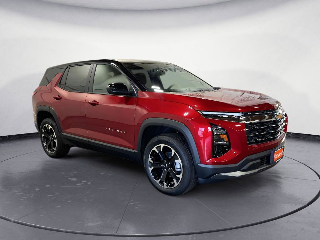 New 2026 Chevrolet Equinox LT w/ Convenience Package II AWD/4WD image 1
