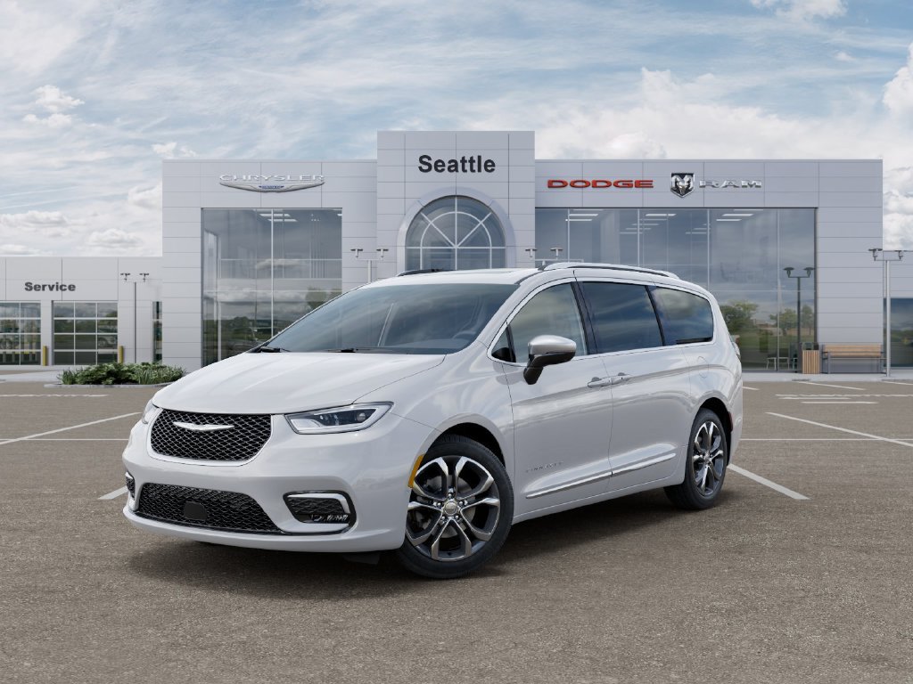New 2026 Chrysler Pacifica Pinnacle FWD 360° Tour