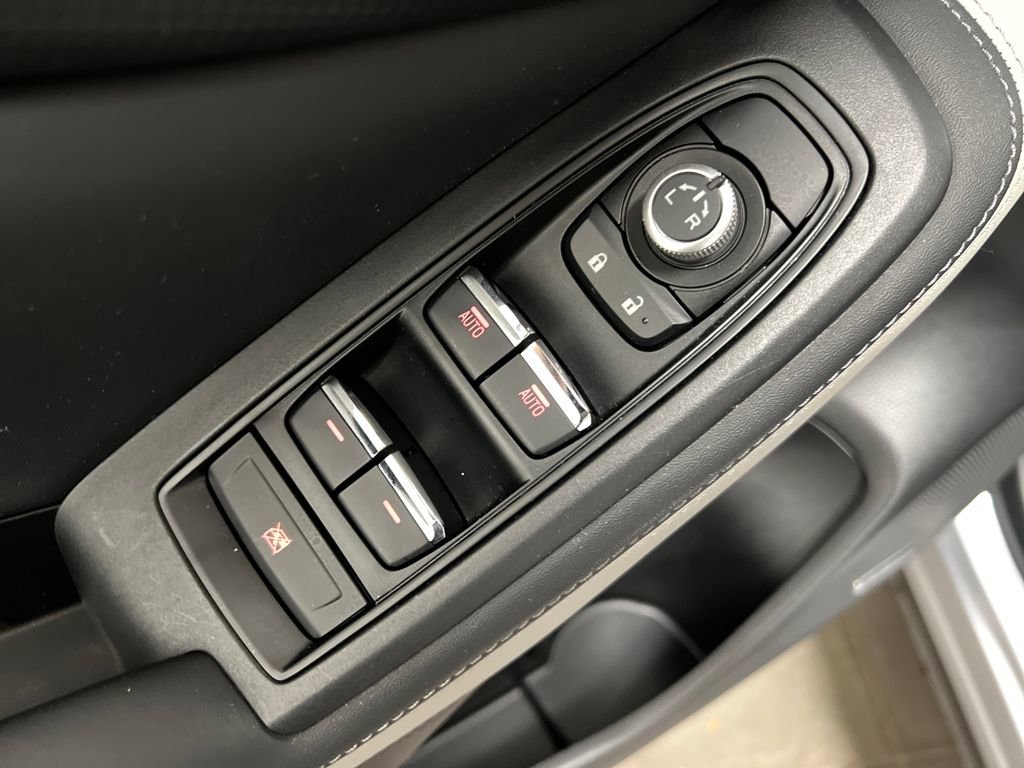 Used 2023 Subaru Forester Limited AWD/4WD image 13