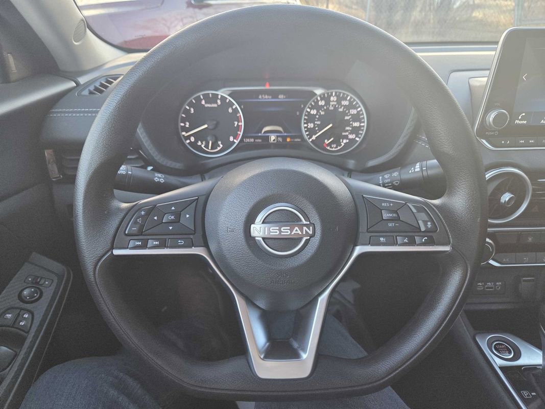 Used 2025 Nissan Sentra SV image 17