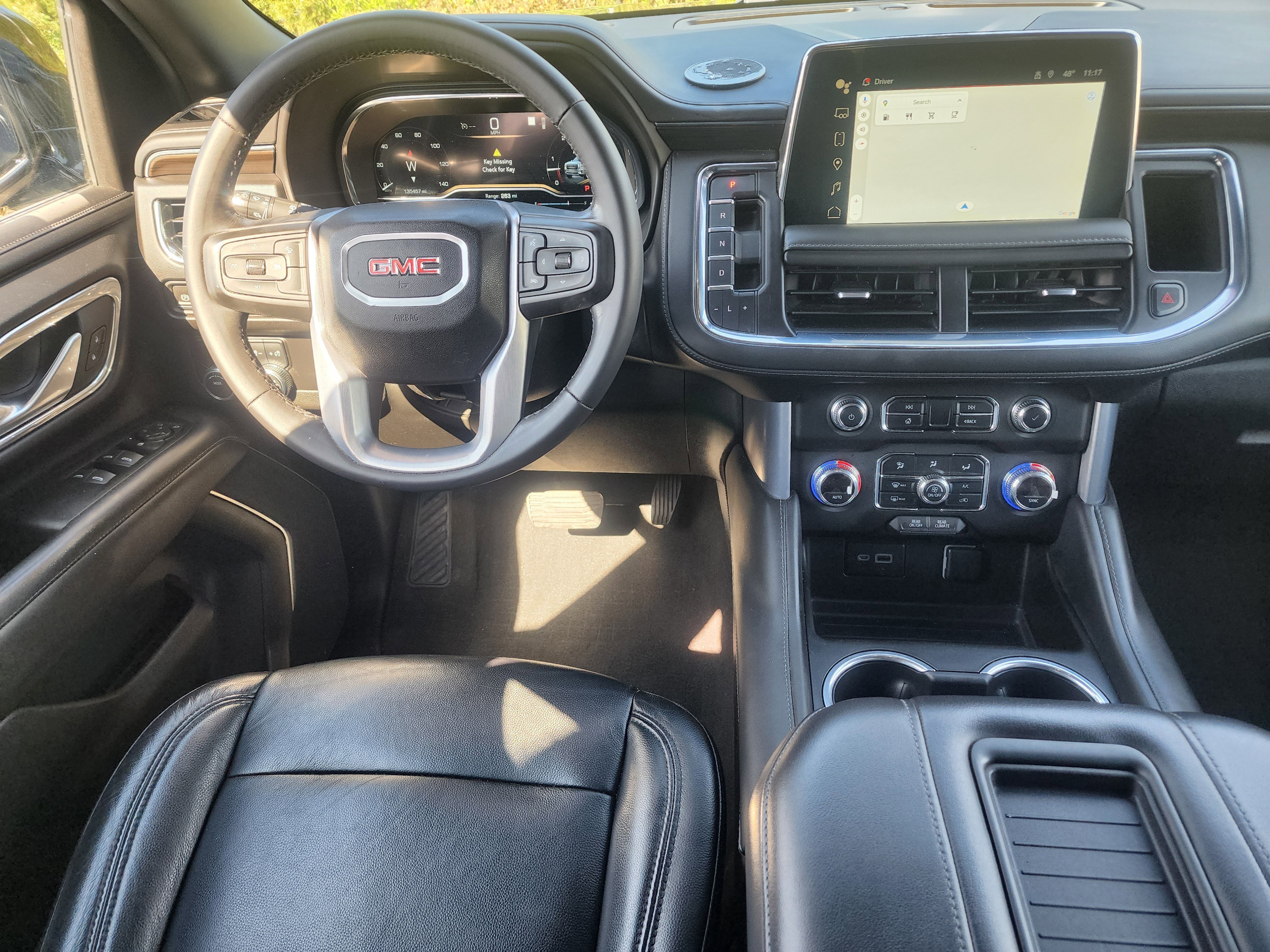 Used 2022 GMC Yukon XL SLE image 21