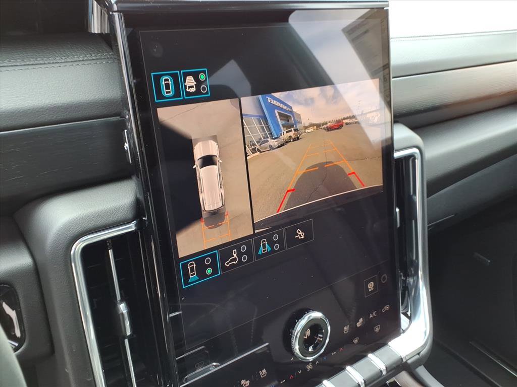 New 2026 GMC Yukon Denali w/ Advanced Technology Package image 14