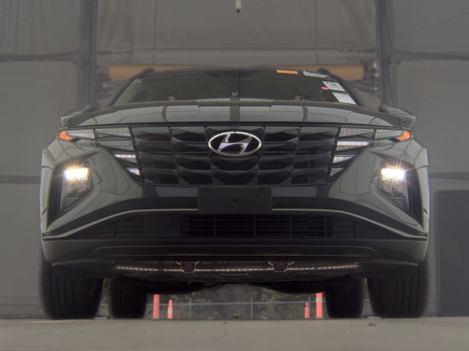 Used 2023 Hyundai Tucson SEL w/ Cargo Package AWD/4WD image 4