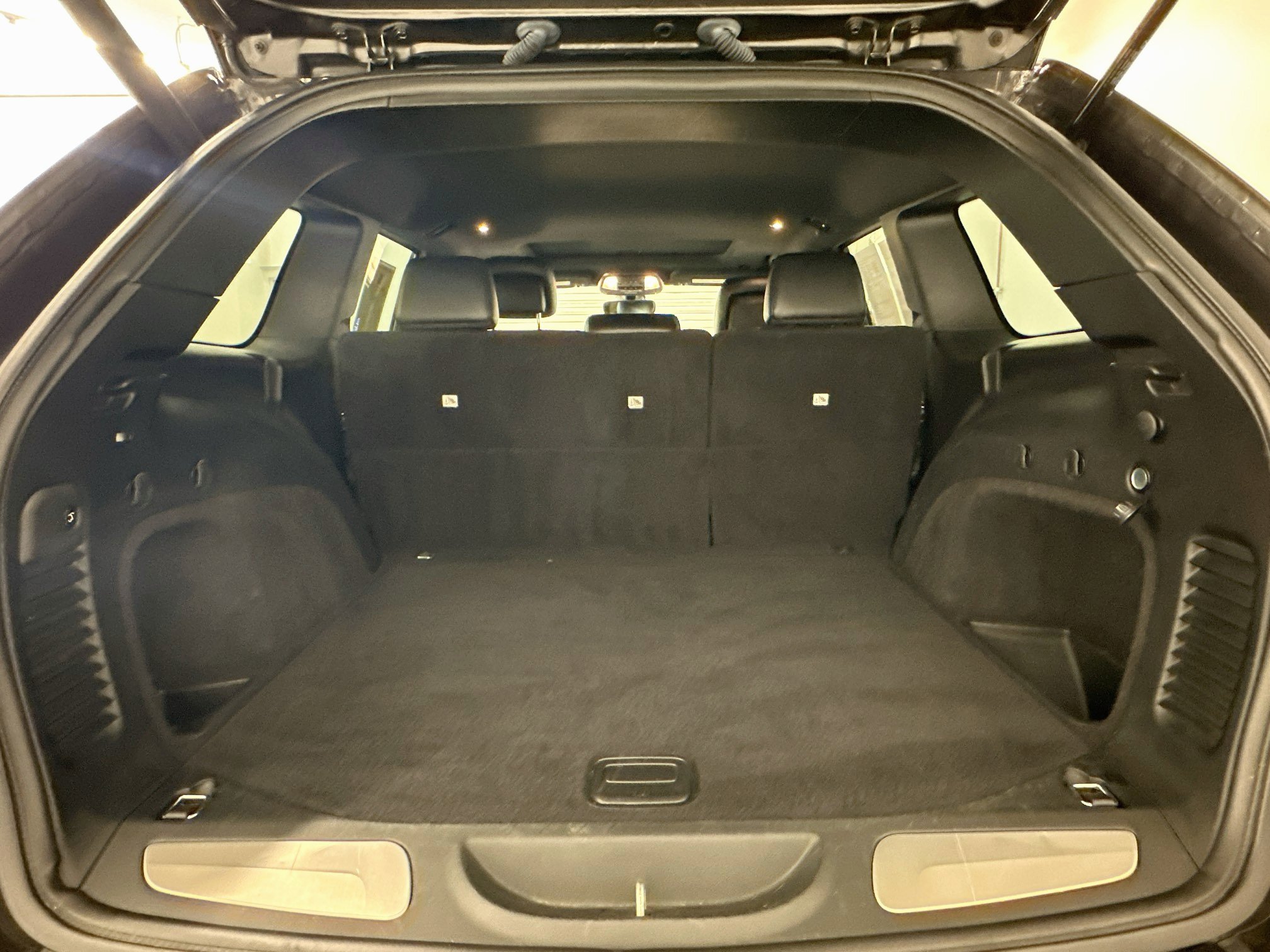 Used 2019 Jeep Grand Cherokee Limited AWD/4WD image 31