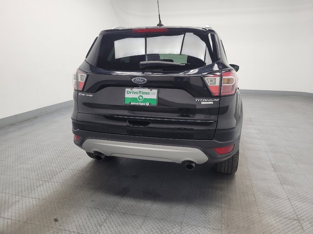 Used 2018 Ford Escape Titanium image 7