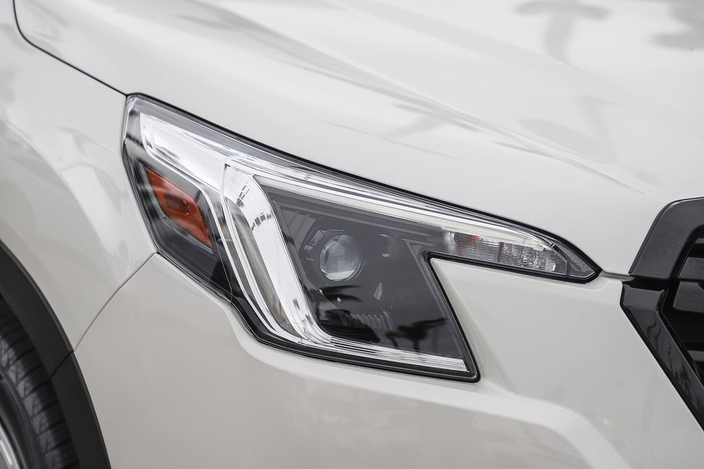 Certified 2024 Subaru Forester AWD/4WD image 10