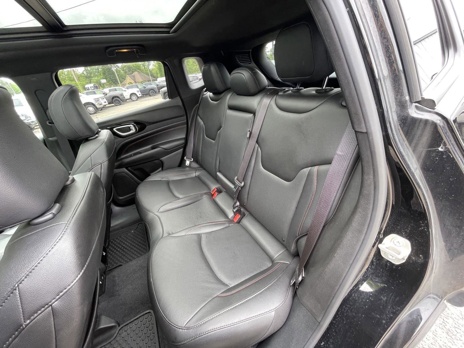 Used 2024 Jeep Compass Trailhawk w/ Trailhawk Elite Group image 36