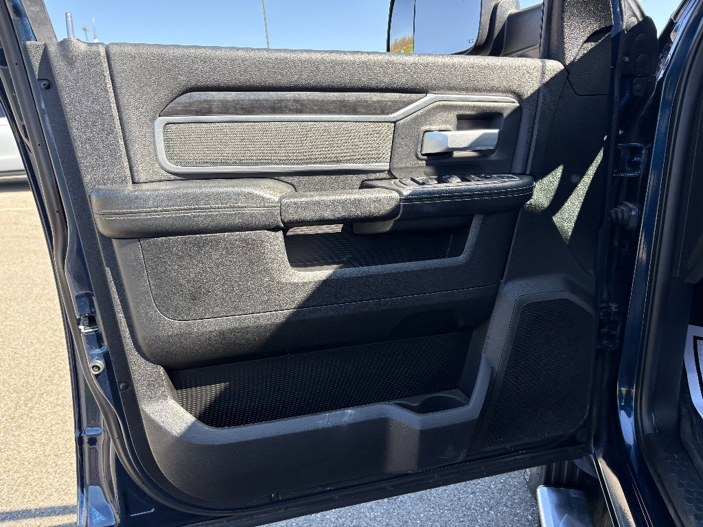 Used 2021 RAM 2500 Big Horn w/ Level 2 Equipment Group image 28