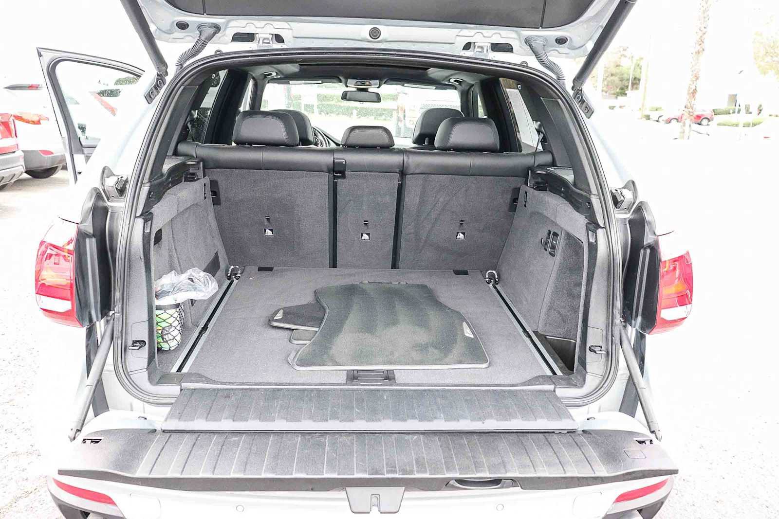 Used 2017 BMW X5 xDrive35i w/ Premium Package image 30