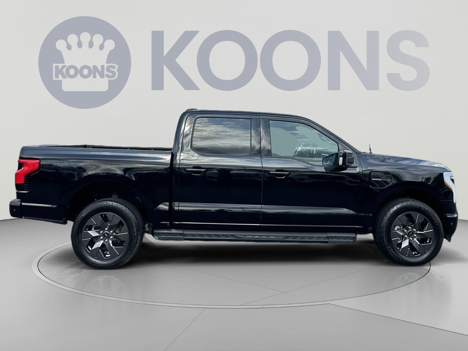 Used 2023 Ford F150 Lightning Lariat w/ Equipment Group 511A High AWD/4WD image 12