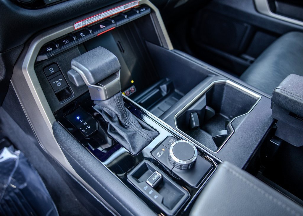 Used 2025 Toyota Tundra Limited image 9