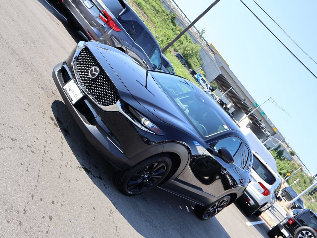 Used 2024 MAZDA CX-30 AWD 2.5 S w/ Select Sport Pkg image 3
