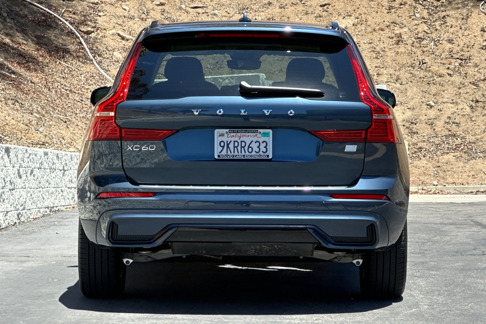 Certified 2024 Volvo XC60 T8 Plus w/ Protection Package Premier AWD/4WD image 5