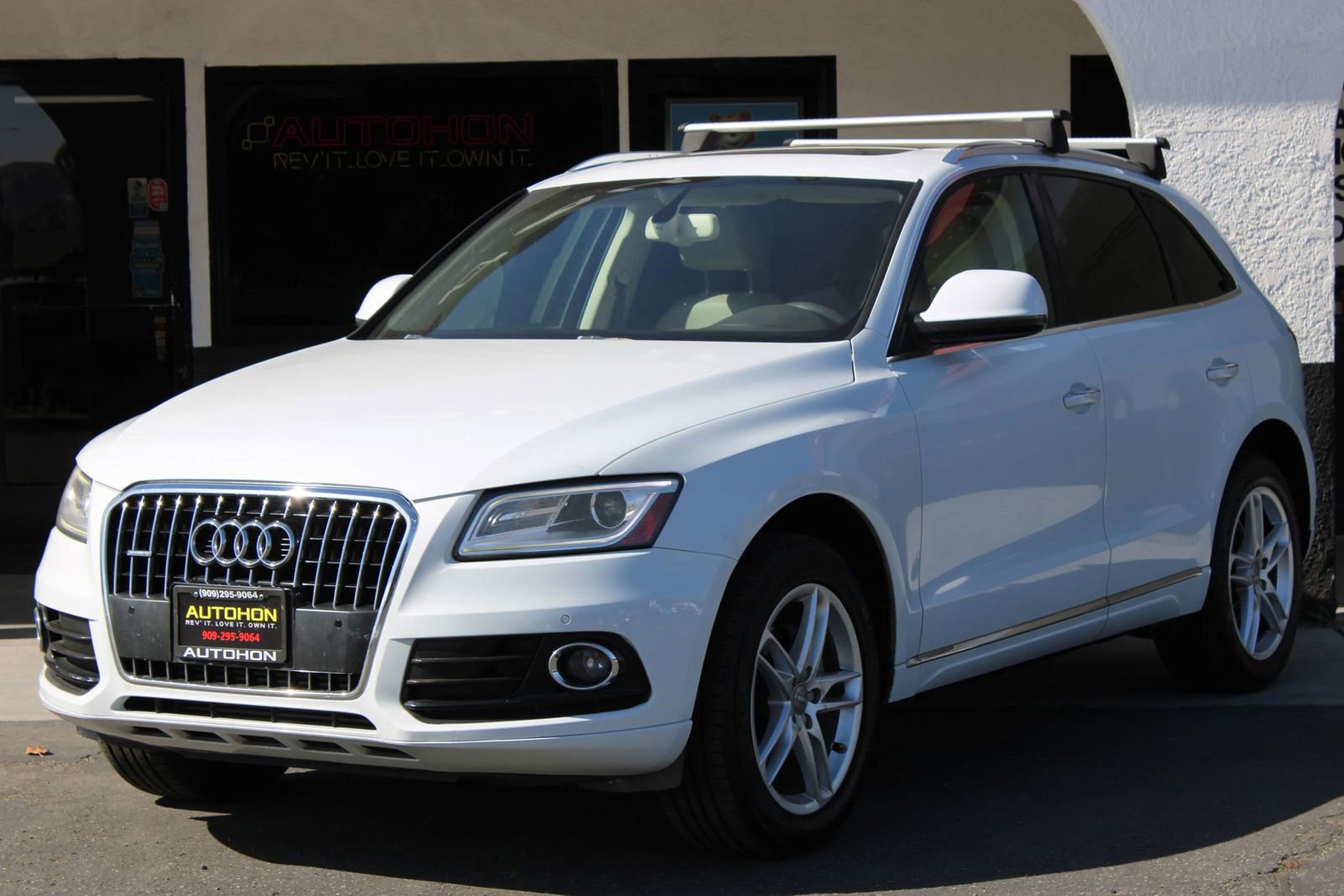 Used 2015 Audi Q5 2.0T Premium Plus w/ Technology Package AWD/4WD image 1