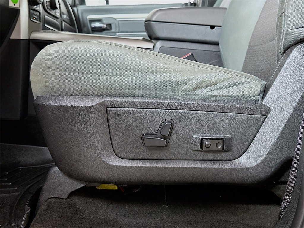 Used 2017 RAM 1500 Big Horn image 22