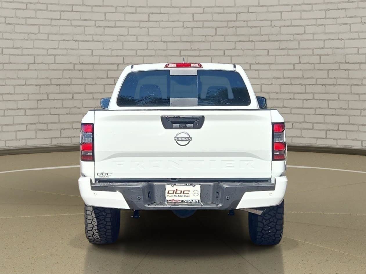 Certified 2025 Nissan Frontier SV RWD image 6