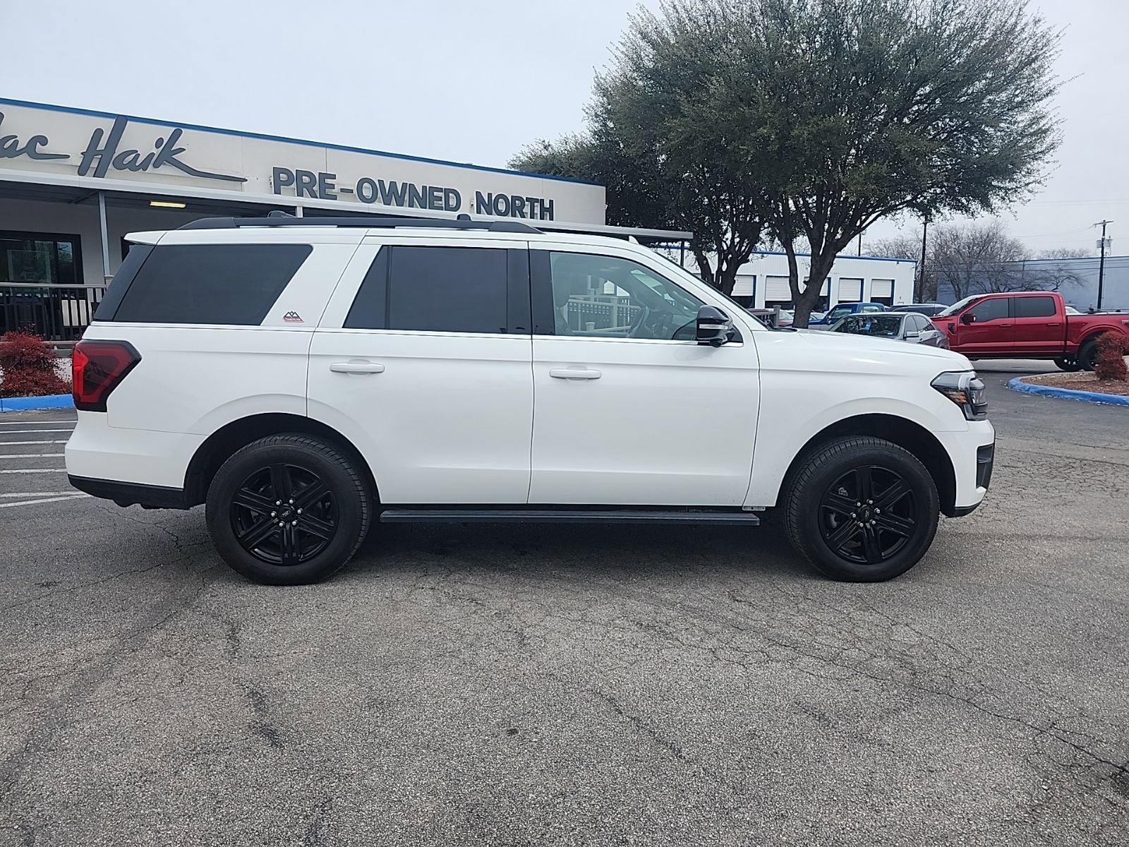 Used 2022 Ford Expedition Timberline AWD/4WD image 2