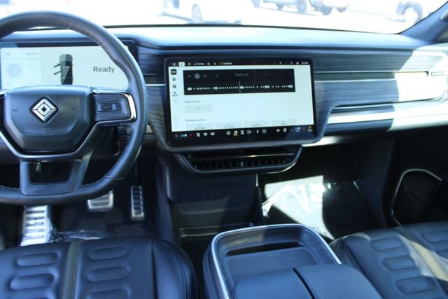Used 2024 Rivian R1S Adventure AWD/4WD image 18