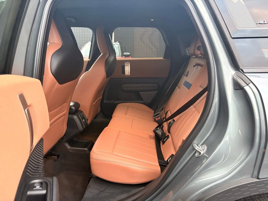 Used 2025 MINI Cooper Countryman S w/ Comfort Package Max image 16