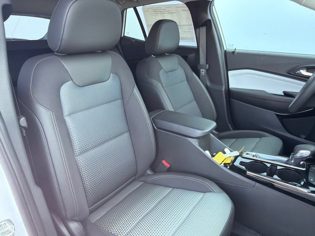 New 2026 Chevrolet Trax LT FWD image 5