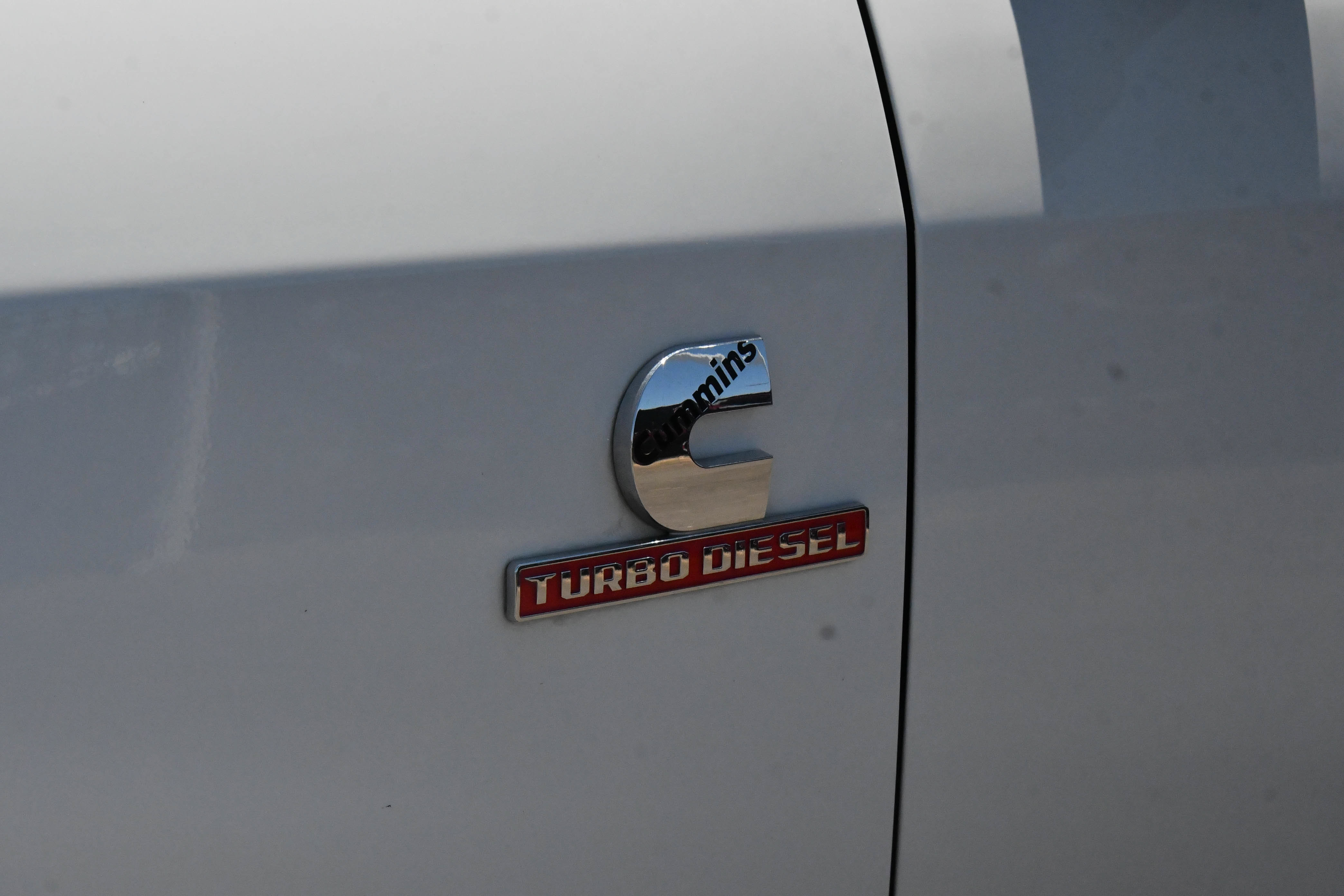 Used 2026 RAM 2500 Laramie AWD/4WD image 14