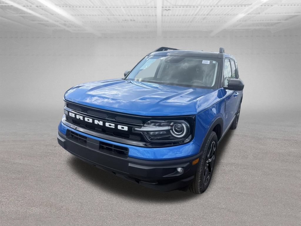 Used 2022 Ford Bronco Sport Outer Banks w/ Tech Package AWD/4WD image 13