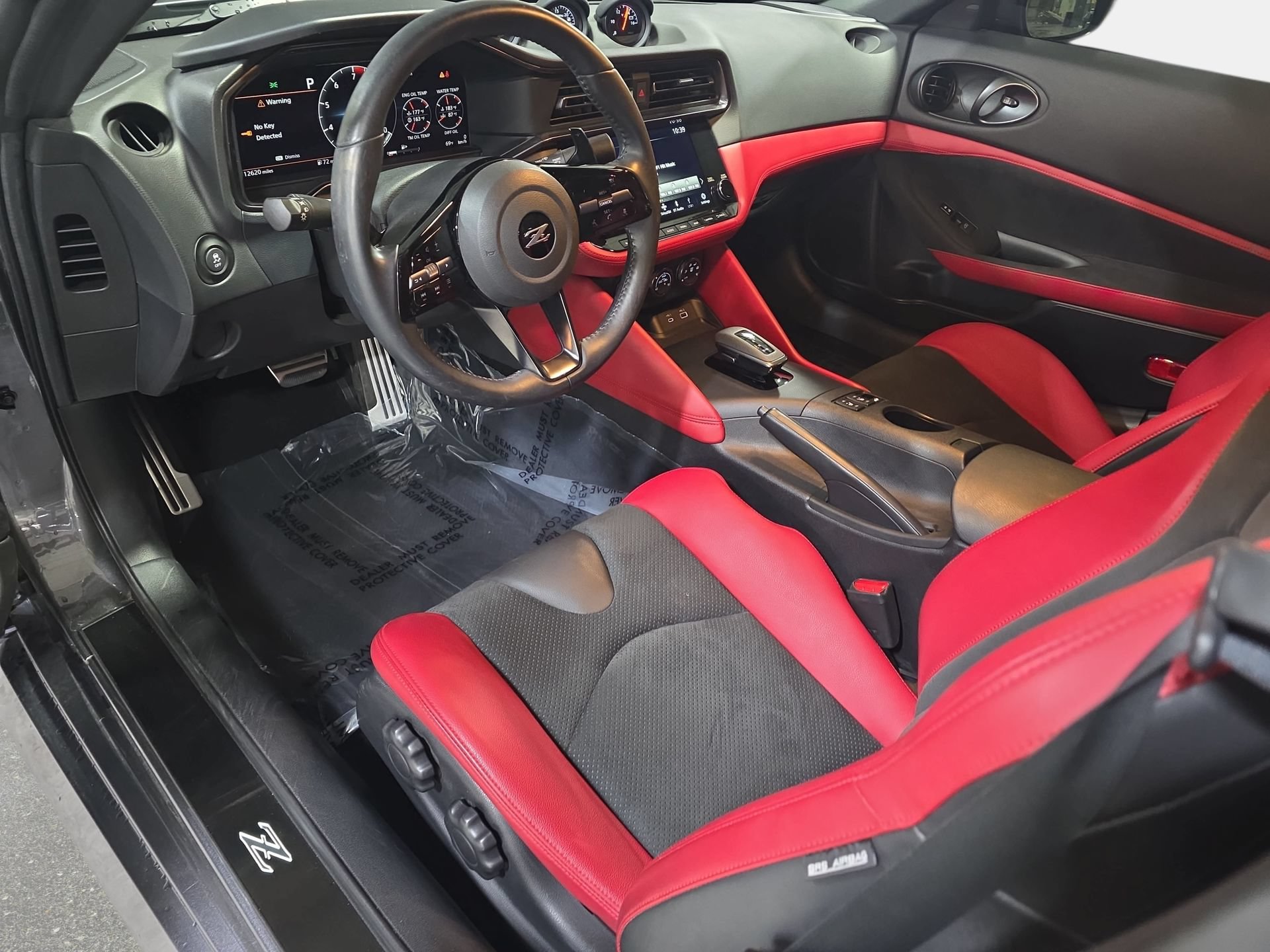 Used 2024 Nissan Z Performance w/ Floor Mat Package RWD image 13