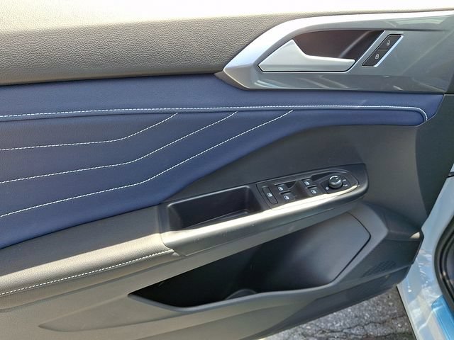 New 2026 Volkswagen Taos SEL AWD/4WD image 13