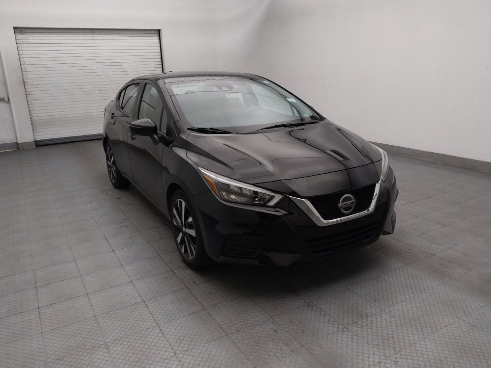 Used 2022 Nissan Versa SR FWD image 13