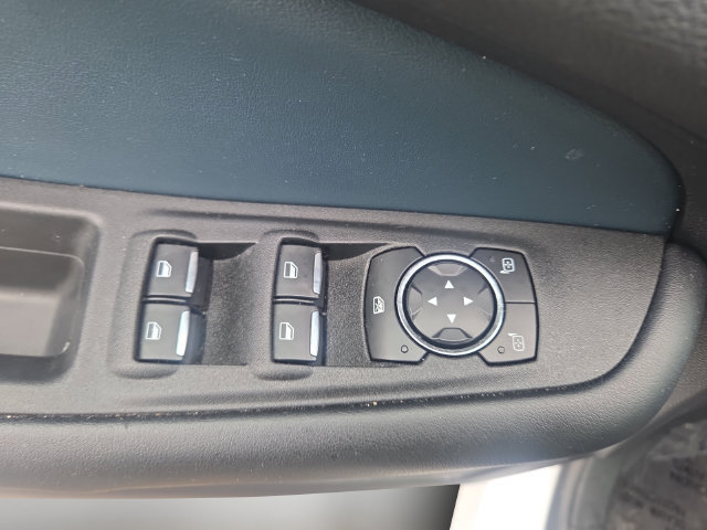 Used 2022 Ford Edge SEL w/ Sport Appearance Package AWD/4WD image 17