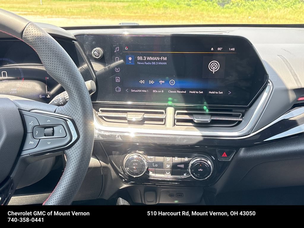 New 2026 Chevrolet Trax RS w/ Sunroof Package FWD image 18