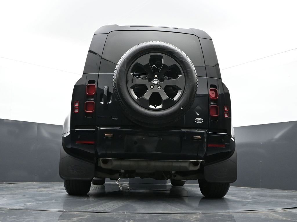 Used 2023 Land Rover Defender 110 X-Dynamic SE image 41