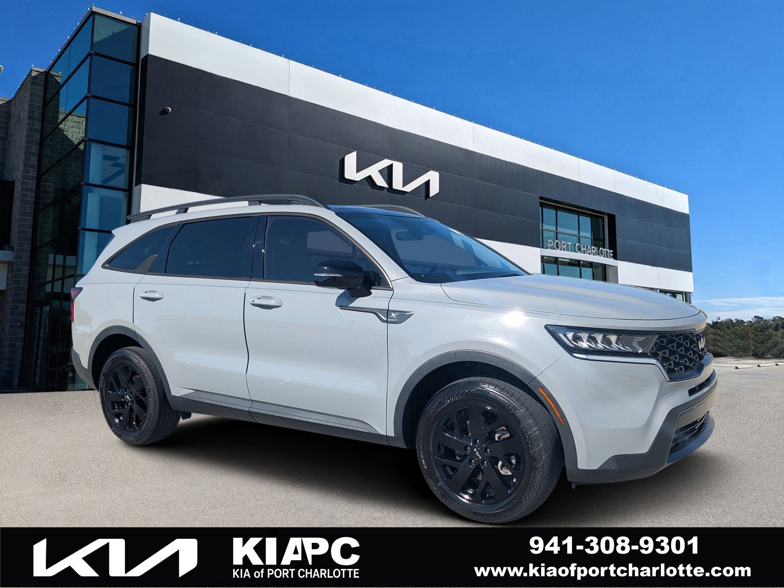 Used 2023 Kia Sorento S w/ Panoramic Sunroof Package image 1